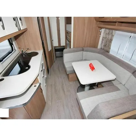 Trailer In With Barbeque And Wifi * Zingst